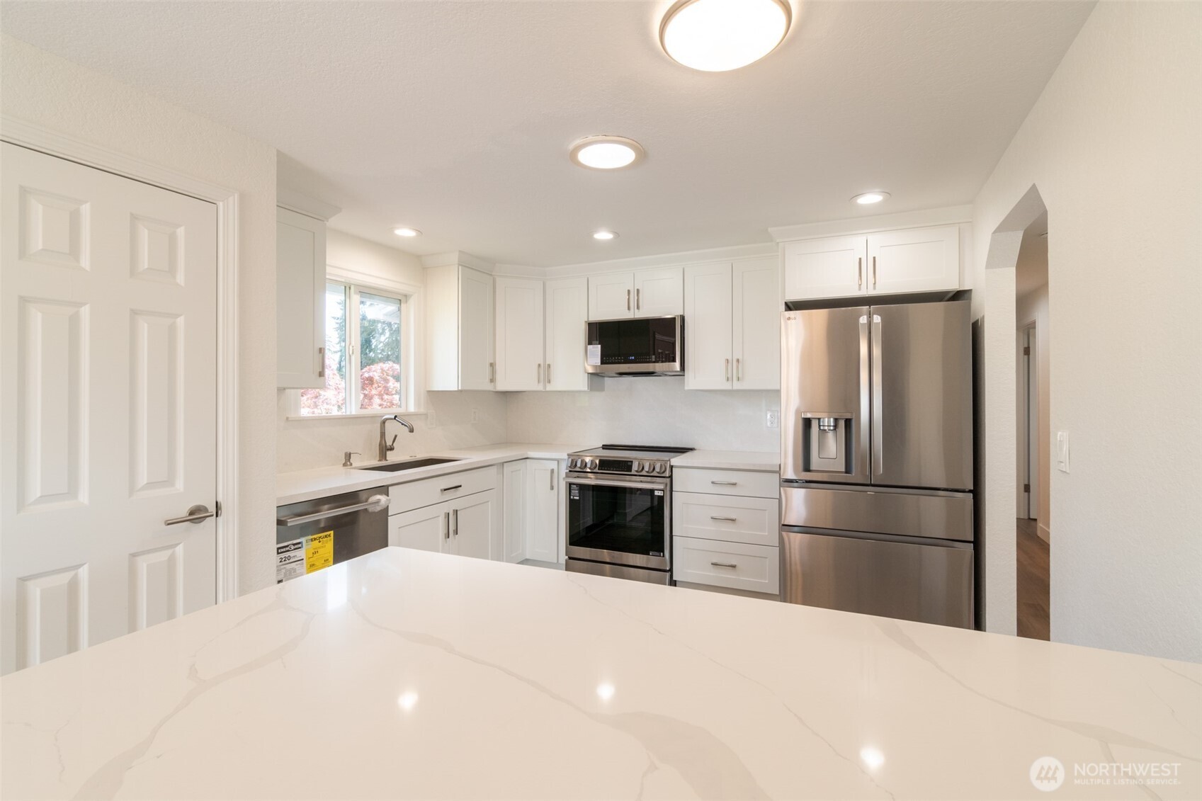 20915 80th Place West Edmonds, WA 98026 - Photo 12 of 40