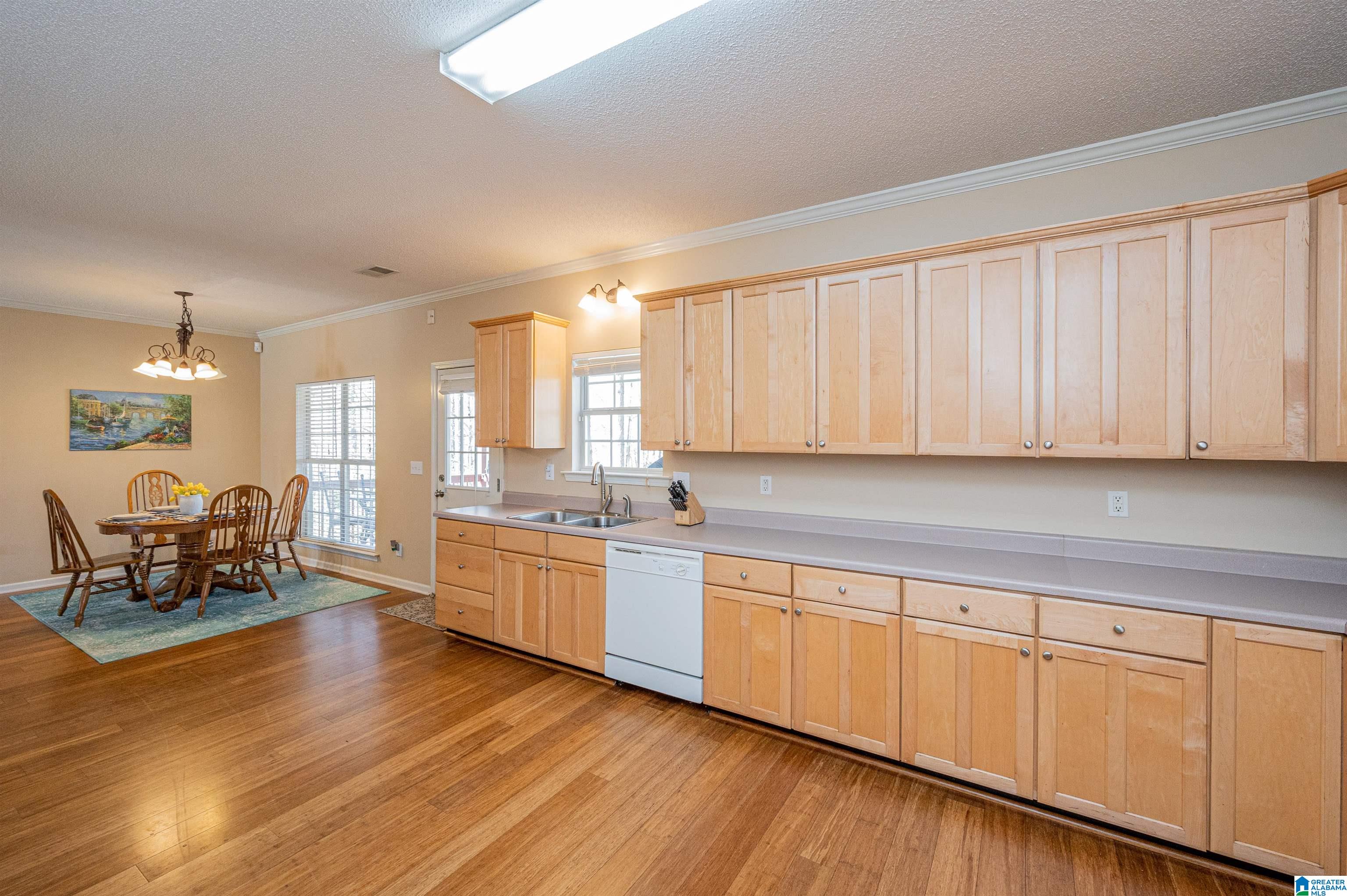 276 Warwick Lane Alabaster, AL 35007 - Photo 17 of 36