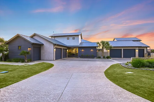 $7,999,000 | 116 Wennmohs Place, Horseshoe Bay, TX 78657