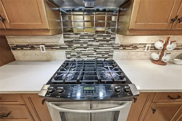 $635,000 | 9255 Southwest 29 Avenue, Gainesville, FL 32608