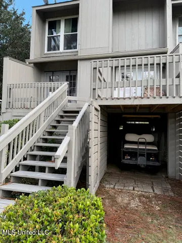 $239,000 | 222 Highpoint Drive, Diamondhead, MS 39525