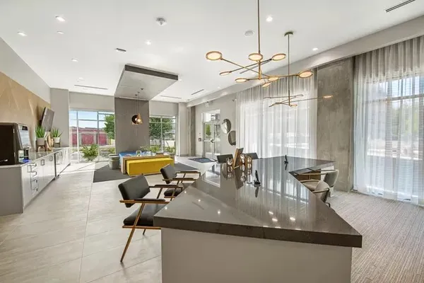 $1,463 | 6400 Washington Avenue, Unit 319, Houston, TX 77007