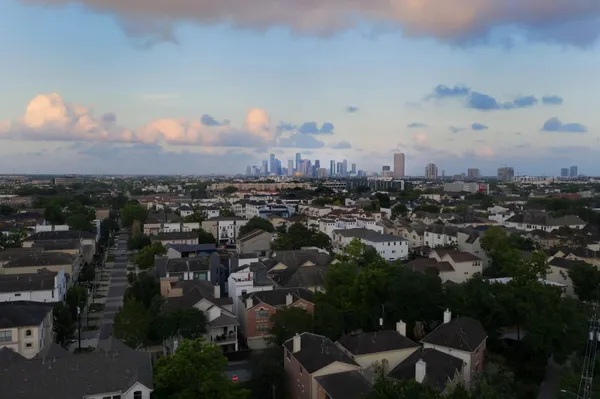$1,463 | 6400 Washington Avenue, Unit 319, Houston, TX 77007