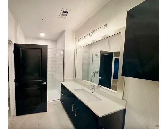 $1,463 | 6400 Washington Avenue, Unit 319, Houston, TX 77007