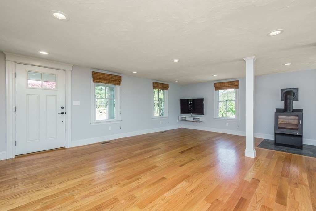 67 Slough Road Harvard, MA 01451 - Photo 5 of 38 Gallery Image 5