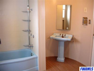 8127 South Warren Road Warren, IN 46792 - Photo 8 of 12 Gallery Image 8