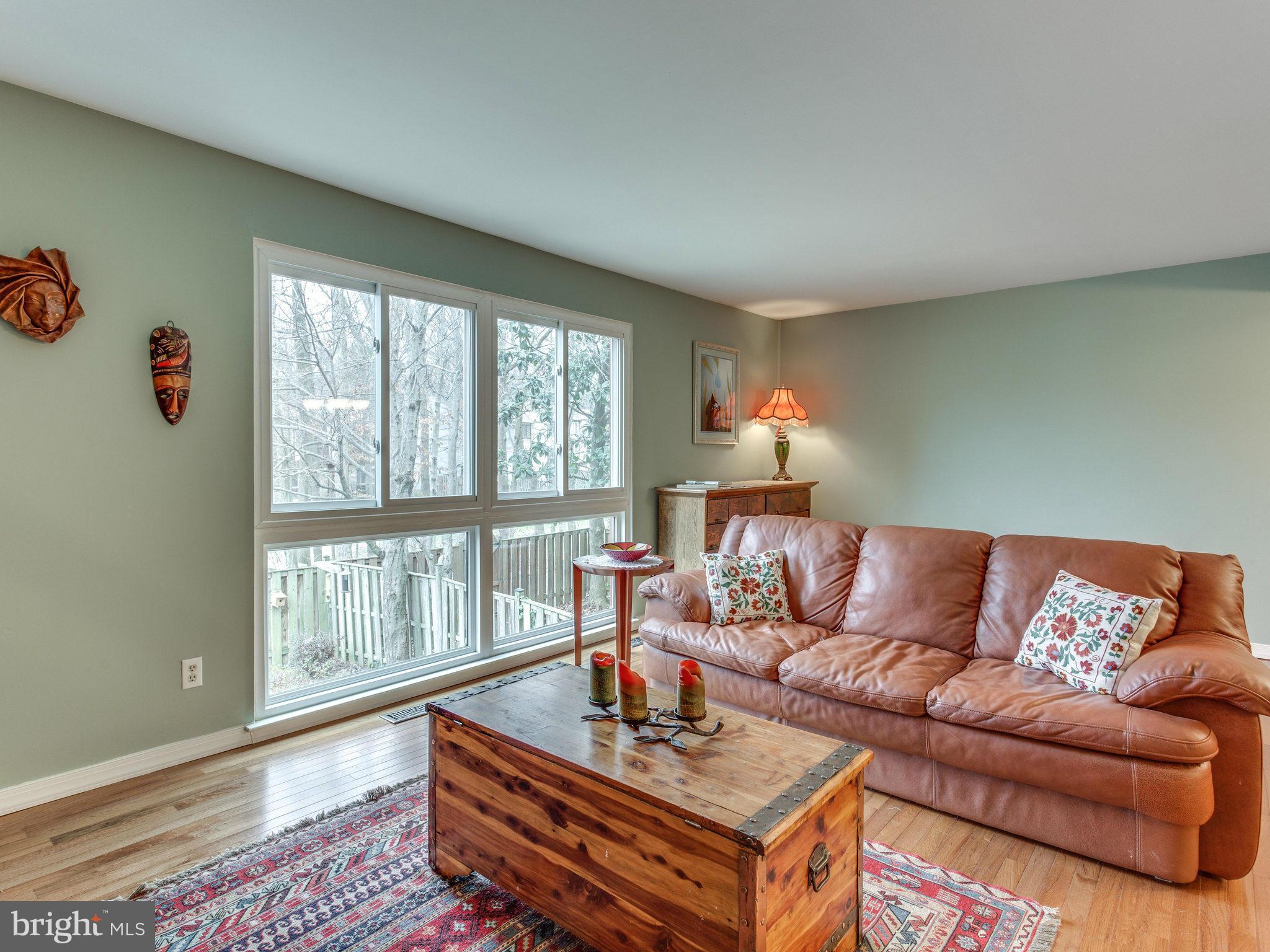 6018 Timber Hollow Lane Springfield, VA 22152 - Photo 2 of 27 Living Room