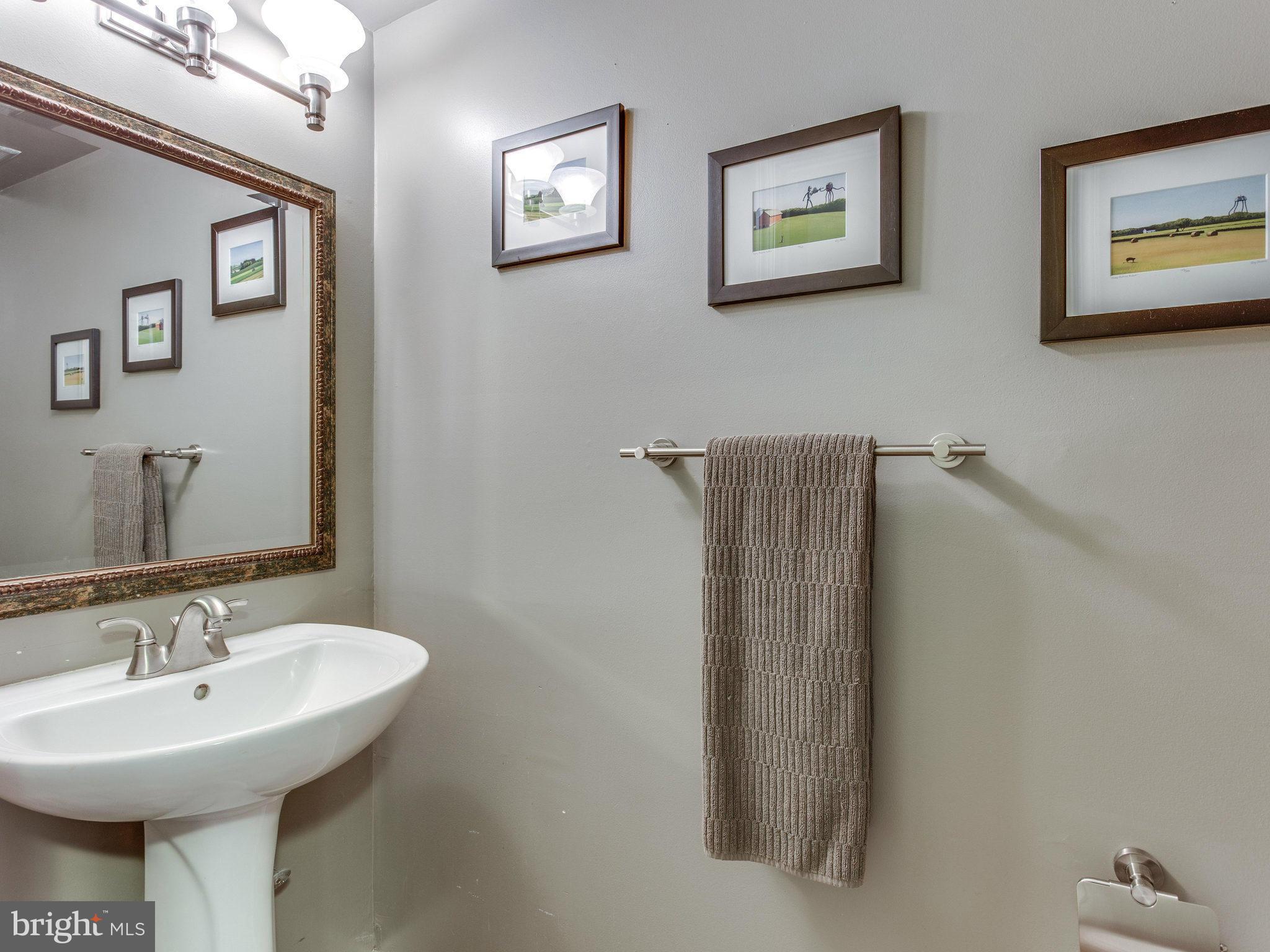 6018 Timber Hollow Lane Springfield, VA 22152 - Photo 13 of 27 Bath