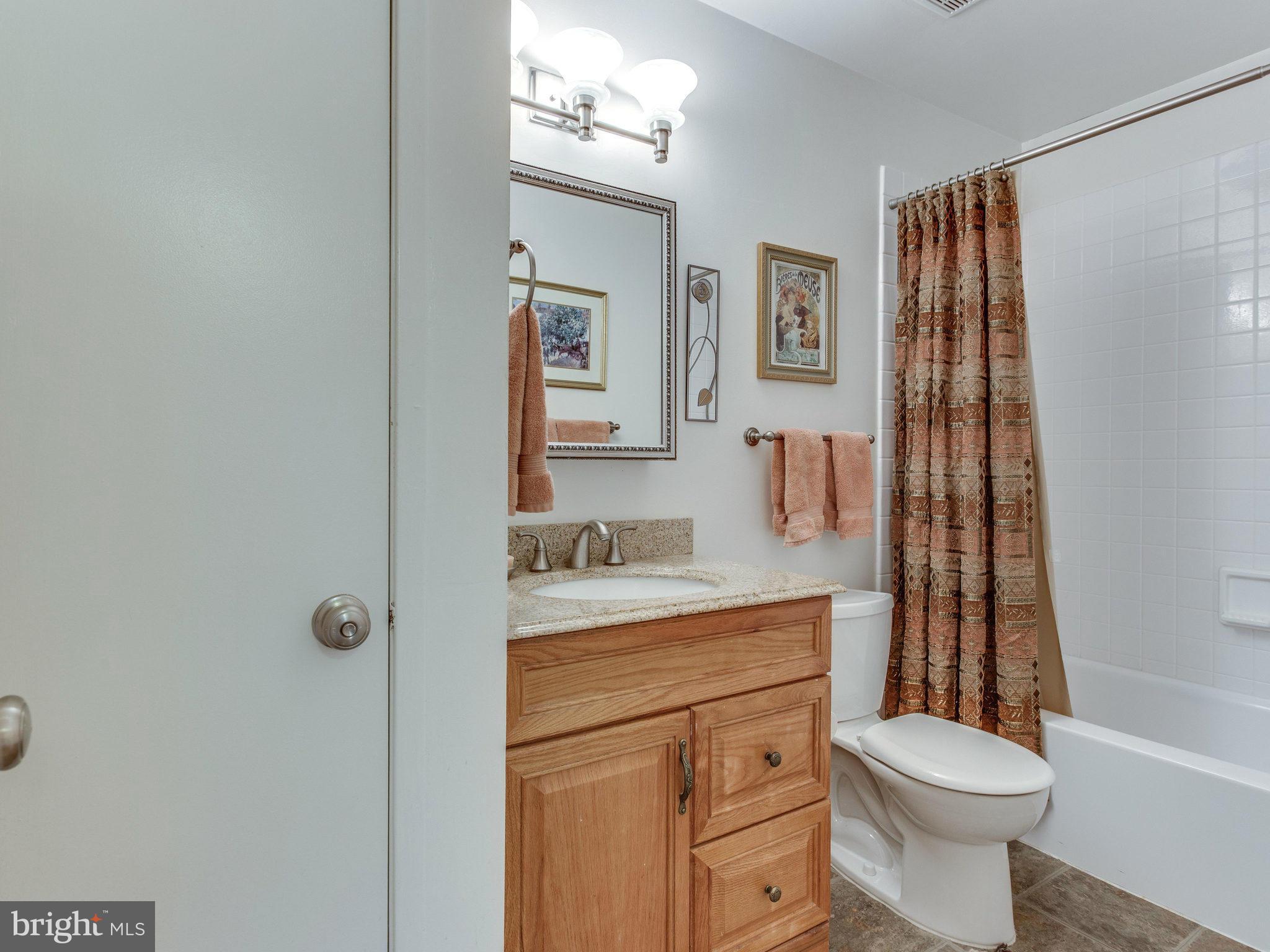 6018 Timber Hollow Lane Springfield, VA 22152 - Photo 19 of 27 Bath
