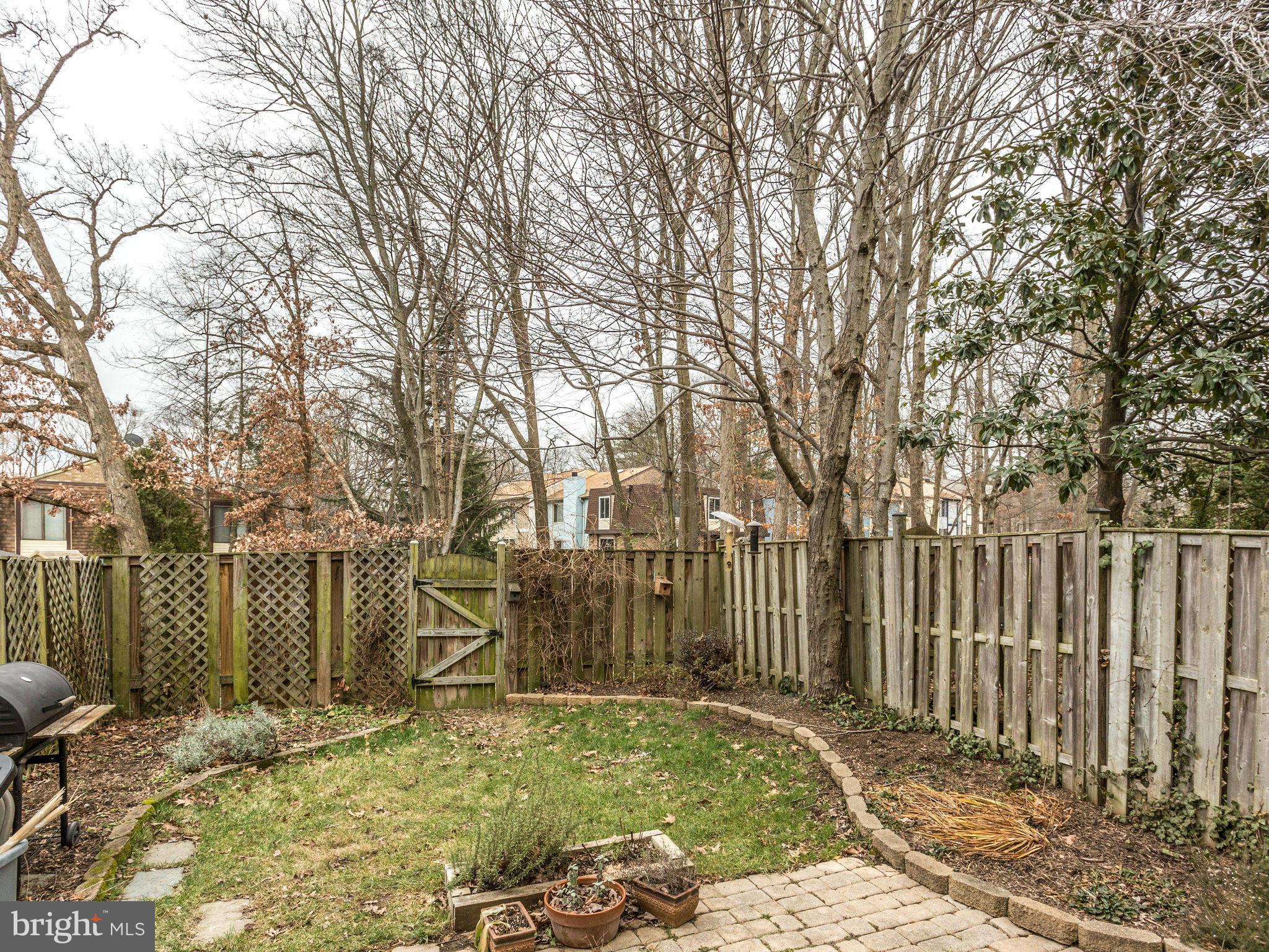 6018 Timber Hollow Lane Springfield, VA 22152 - Photo 5 of 27 Exterior (Rear)
