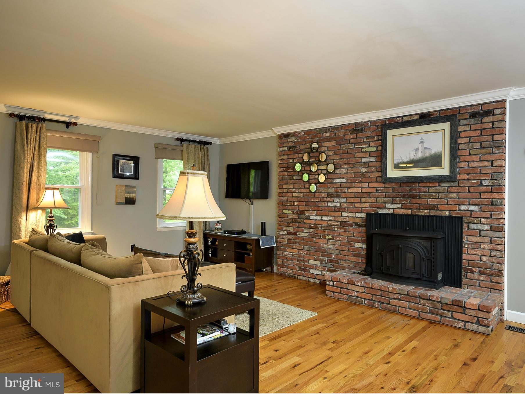 715 Appomattox Road West Davidsonville, MD 21035 - Photo 14 of 30 Family Room