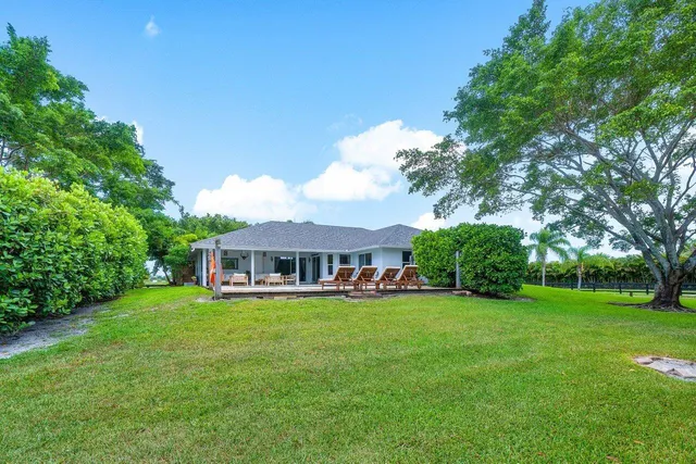 a view of a volley ball court