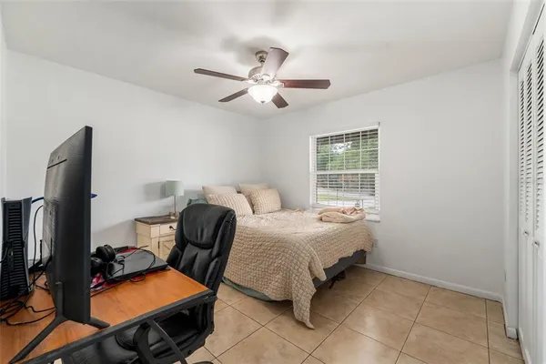 $425,000 | 5101 Northwest 29 Lane, Gainesville, FL 32606