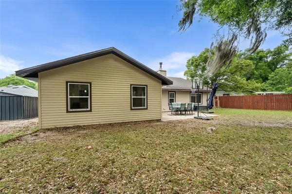 $425,000 | 5101 Northwest 29 Lane, Gainesville, FL 32606