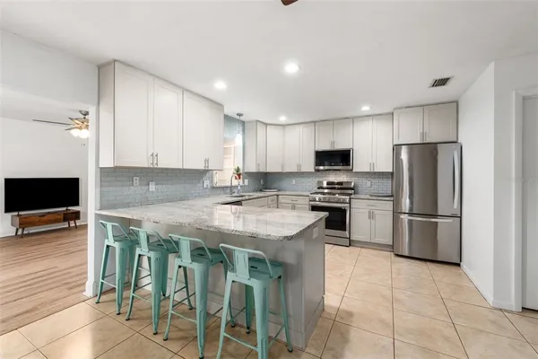 $425,000 | 5101 Northwest 29 Lane, Gainesville, FL 32606