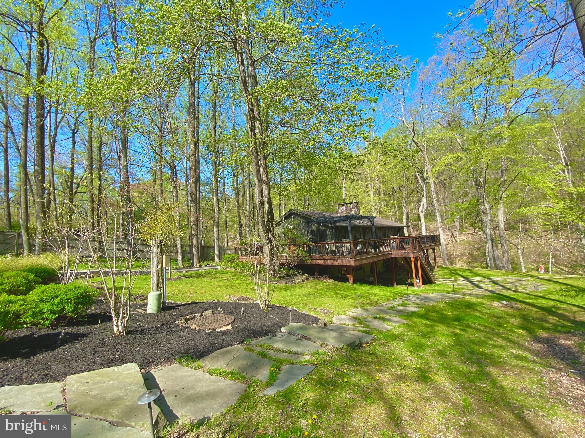 7085 Ely Road New Hope, PA 18938 - Photo 2 of 30