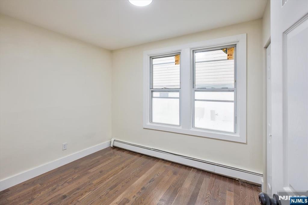 22 Edwin Place Newark, NJ 07112 - Photo 15 of 50
