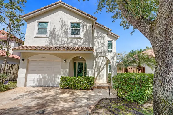 $4,000 | 9821 Northwest 5th Place, Plantation, FL 33324