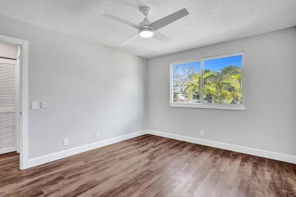 $4,000 | 9821 Northwest 5th Place, Plantation, FL 33324