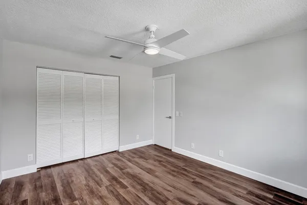 $4,000 | 9821 Northwest 5th Place, Plantation, FL 33324
