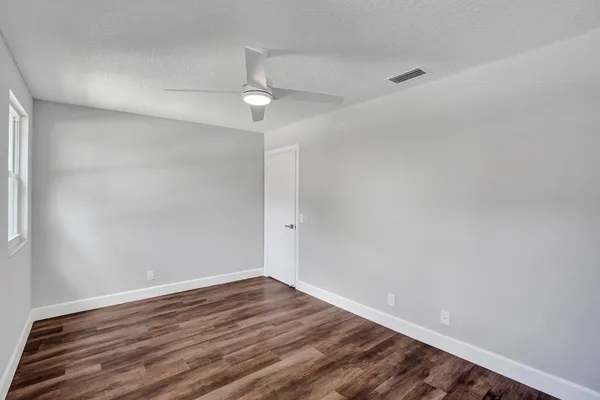 $4,000 | 9821 Northwest 5th Place, Plantation, FL 33324
