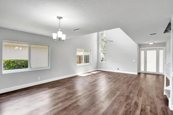 $4,000 | 9821 Northwest 5th Place, Plantation, FL 33324
