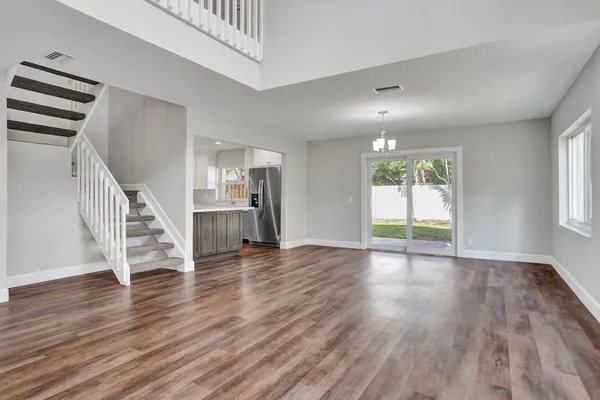 $4,000 | 9821 Northwest 5th Place, Plantation, FL 33324