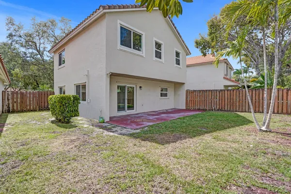 $4,000 | 9821 Northwest 5th Place, Plantation, FL 33324