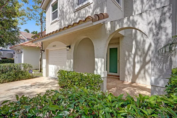 $4,000 | 9821 Northwest 5th Place, Plantation, FL 33324