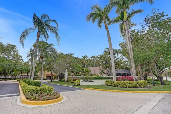 $4,000 | 9821 Northwest 5th Place, Plantation, FL 33324