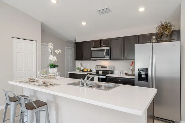 $2,650 | 3197 Southwest Armucher Street, Port St. Lucie, FL 34953