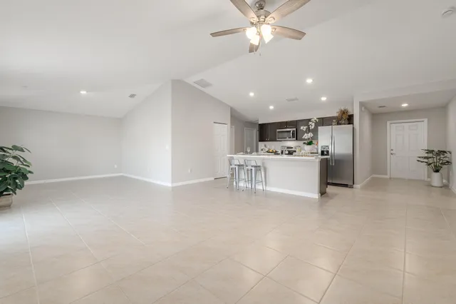 $2,650 | 3197 Southwest Armucher Street, Port St. Lucie, FL 34953