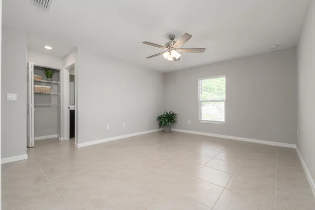 $2,650 | 3197 Southwest Armucher Street, Port St. Lucie, FL 34953