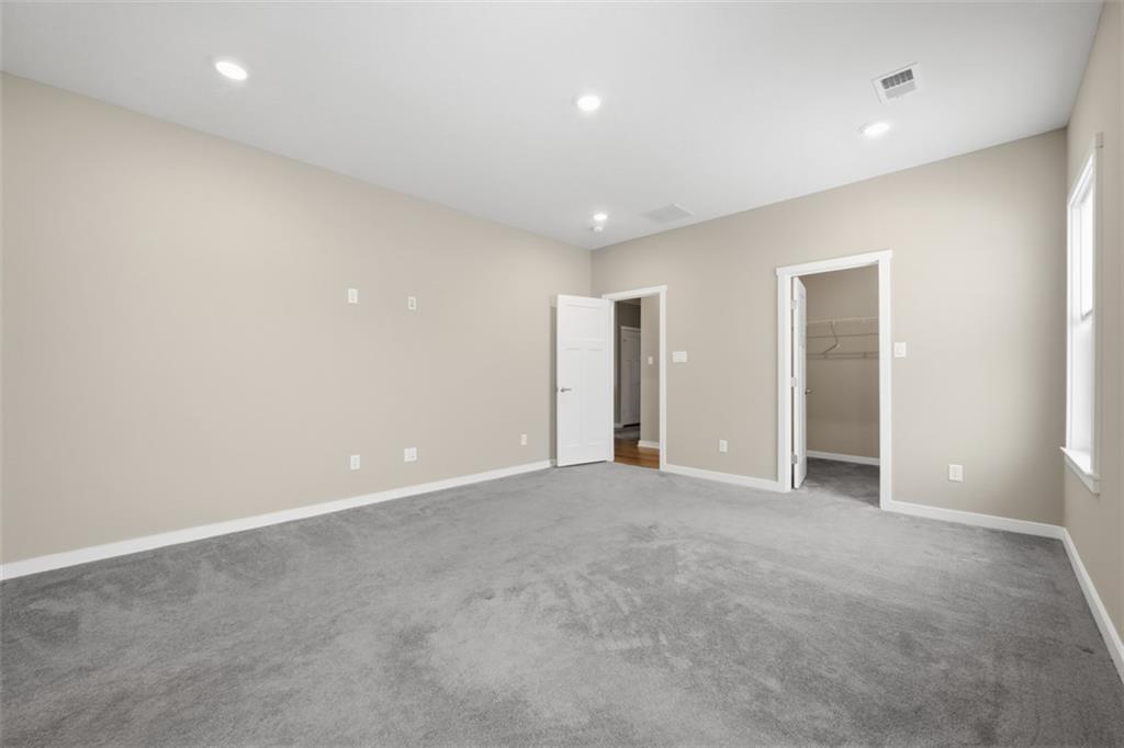 141 Deana Drive McKees Rocks, PA 15136 - Photo 17 of 35