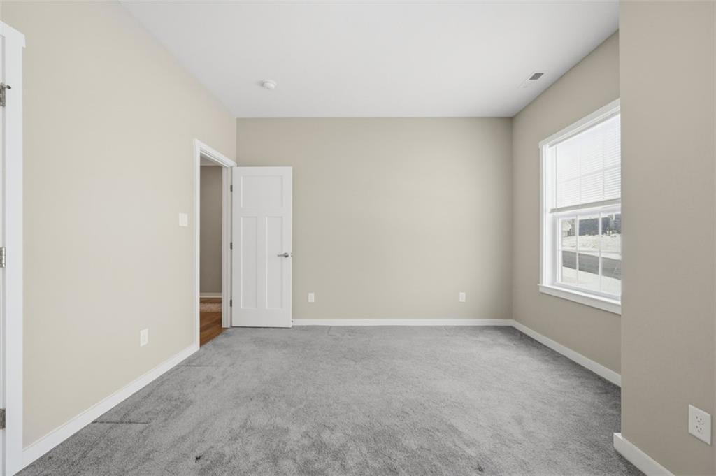141 Deana Drive McKees Rocks, PA 15136 - Photo 23 of 35