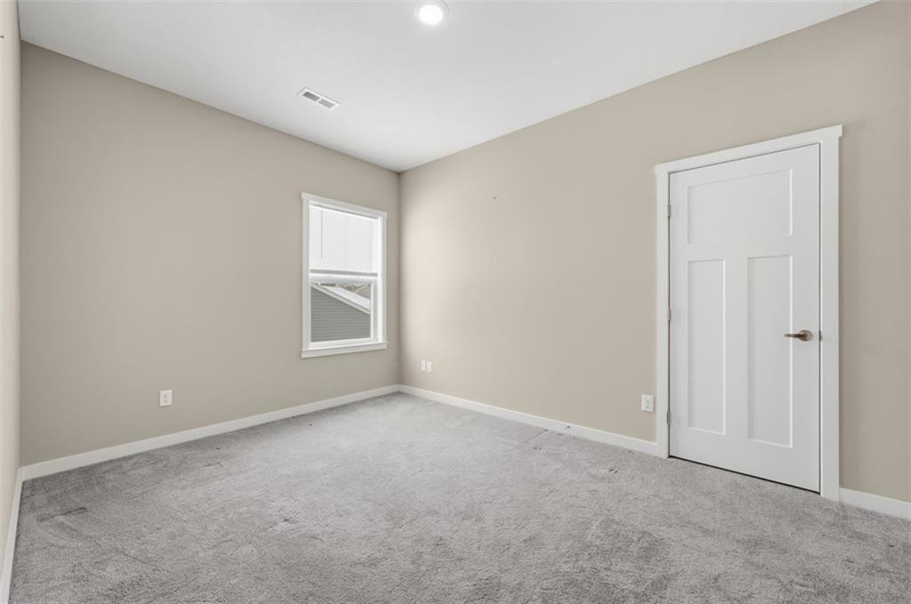 141 Deana Drive McKees Rocks, PA 15136 - Photo 25 of 35