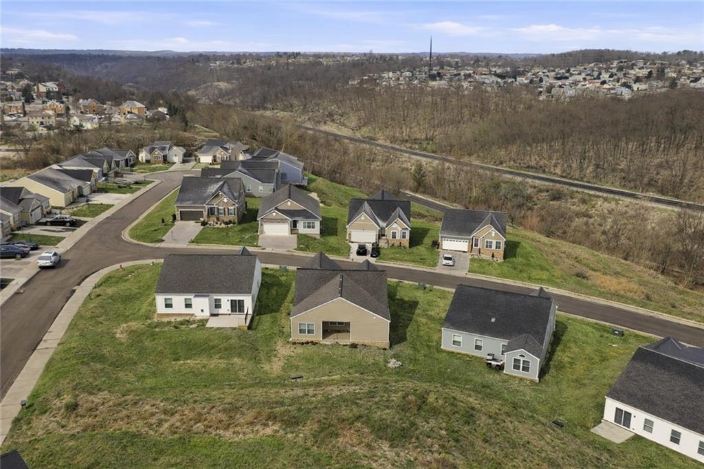 141 Deana Drive McKees Rocks, PA 15136 - Photo 34 of 35