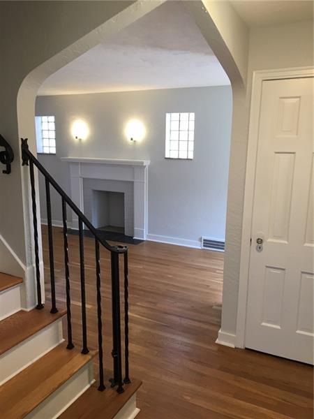 181 Hinkel Road Pittsburgh, PA 15229 - Photo 5 of 18 Gallery Image 5