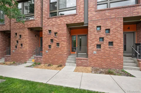 $590,000 | 2200 Tremont Place, Unit 5, Denver, CO 80205
