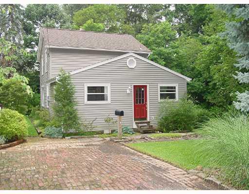 405 Beaver Road Edgeworth, PA 15143 - Photo 1 of 8 Exterior Front.