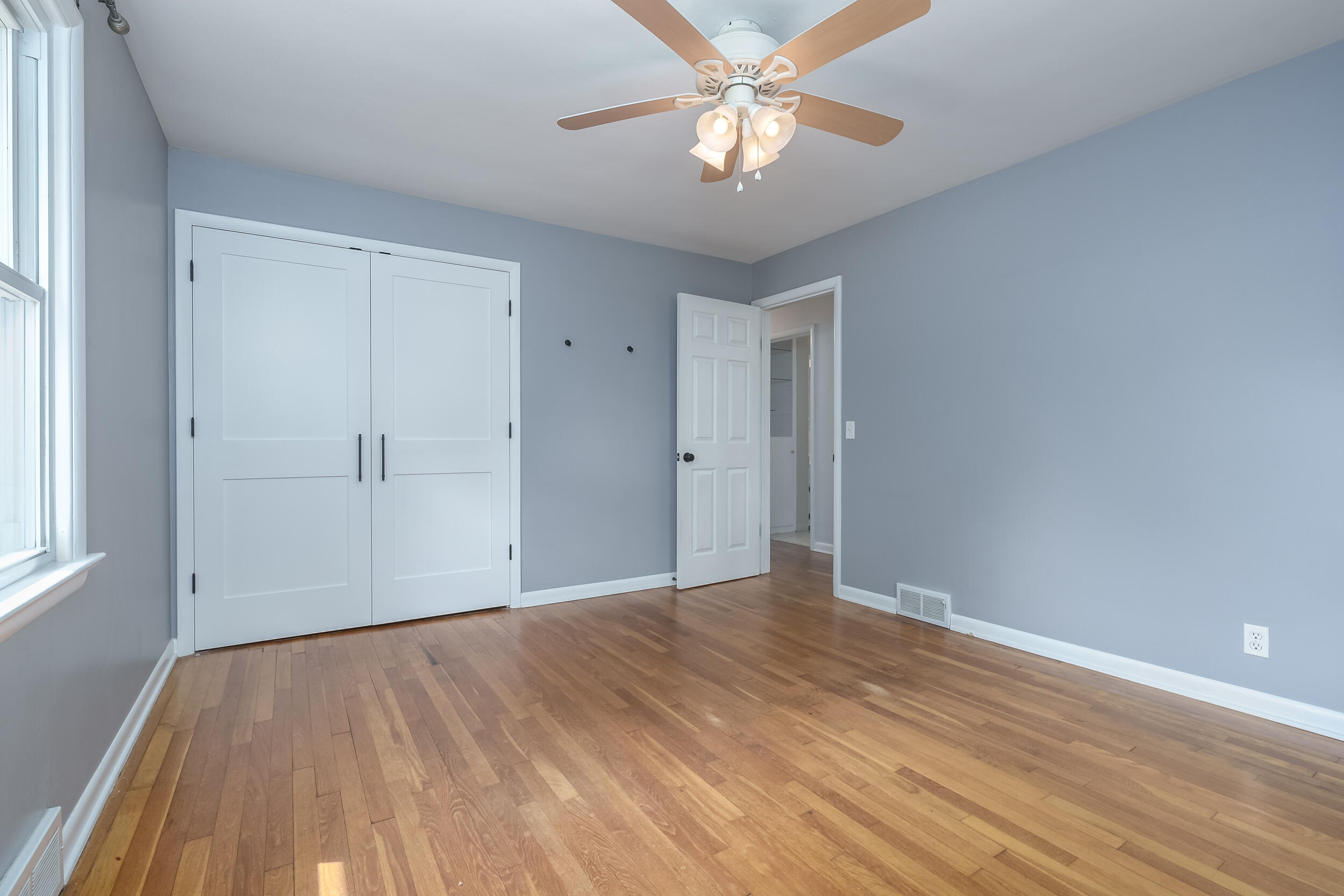 2525 Ferdon Road Kalamazoo, MI 49008 - Photo 12 of 31 Ferdon_Ave_2525_Kalamazoo_49008-15