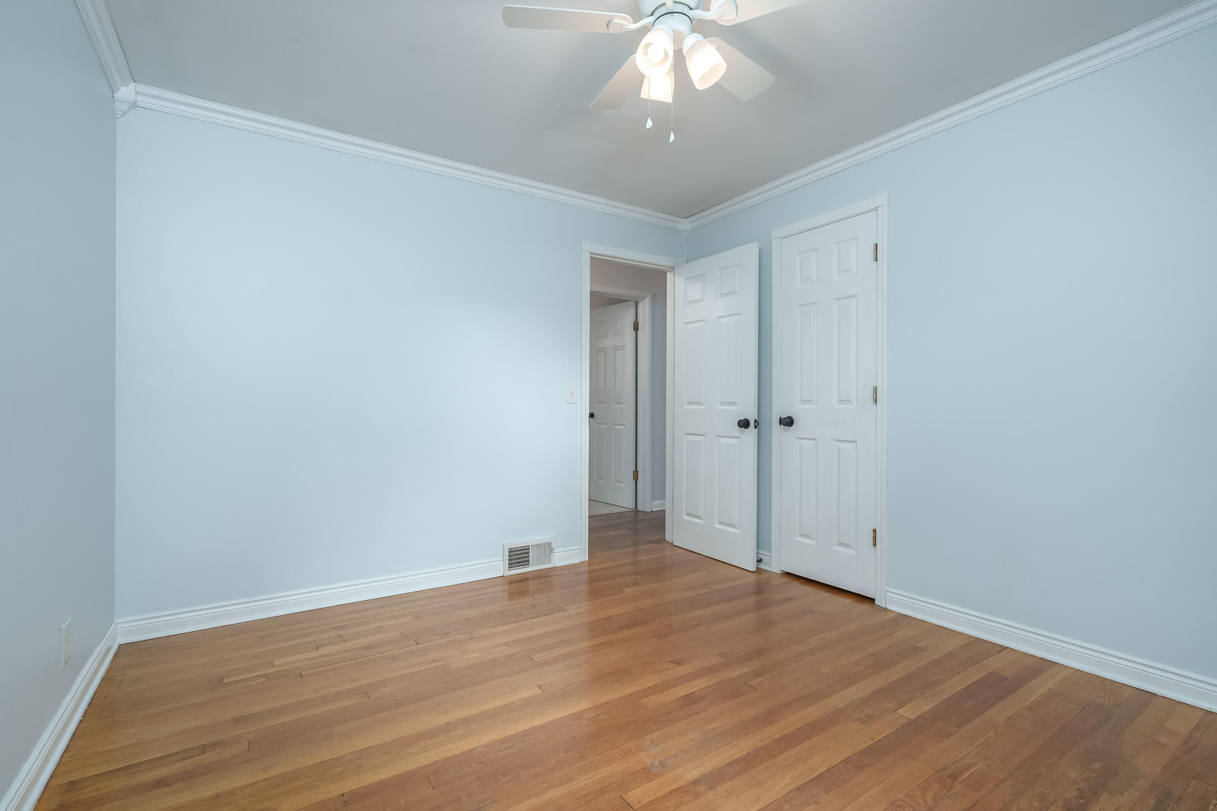 2525 Ferdon Road Kalamazoo, MI 49008 - Photo 16 of 31 Ferdon_Ave_2525_Kalamazoo_49008-19