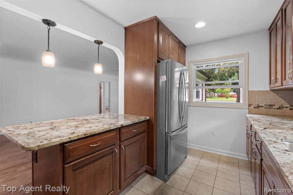 27320 Ryan Road Warren, MI 48092 - Photo 9 of 33 Gallery Image 9