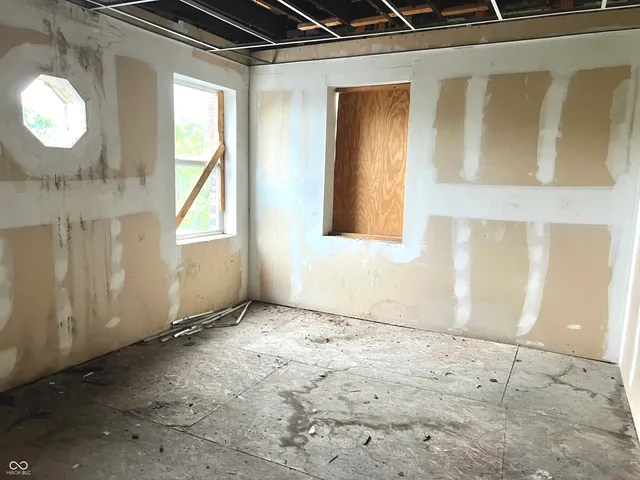 $362,500 | 2615 West Michigan Street, Indianapolis, IN 46222