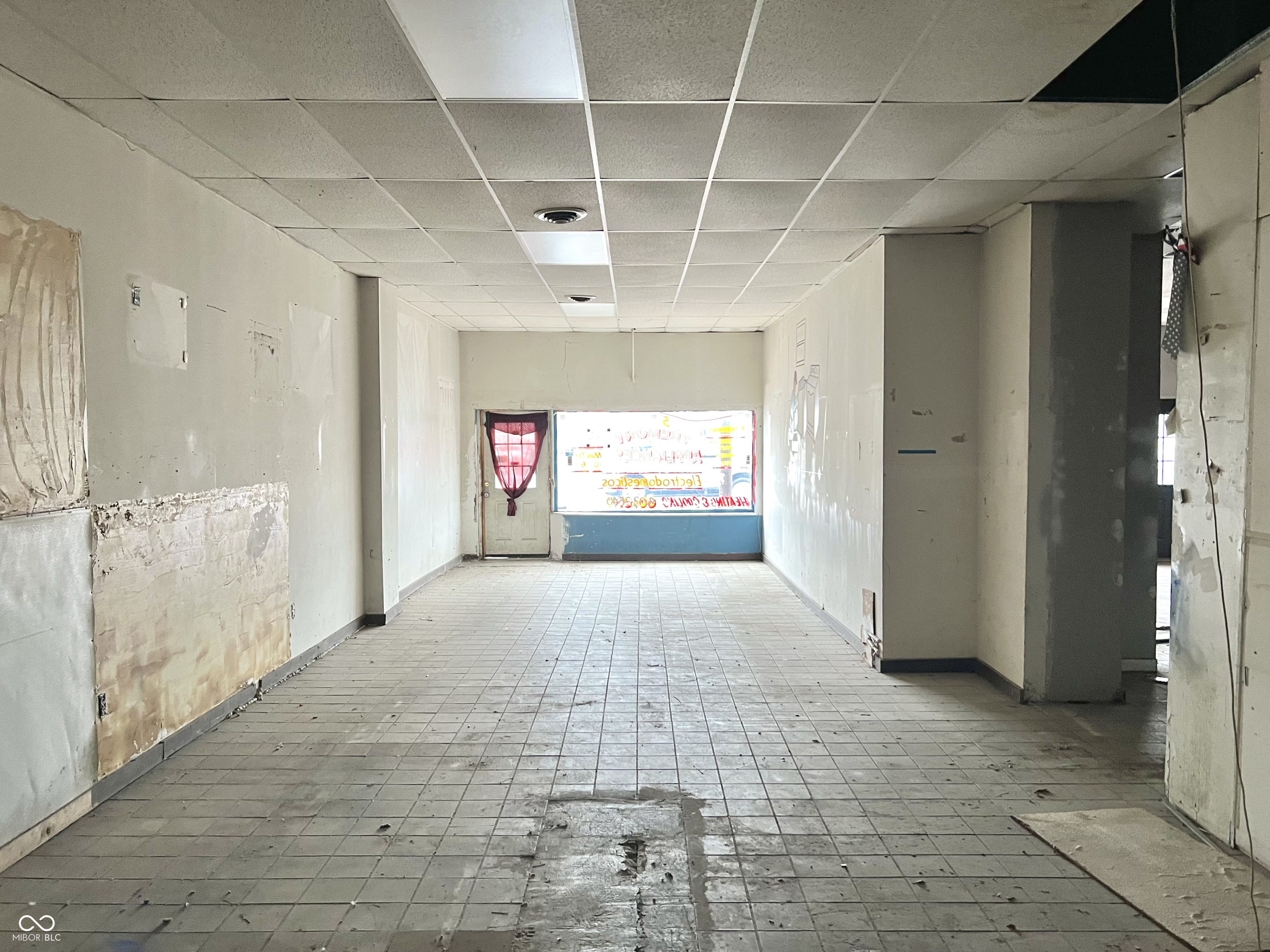 2615 West Michigan Street Indianapolis, IN 46222 - Photo 7 of 12