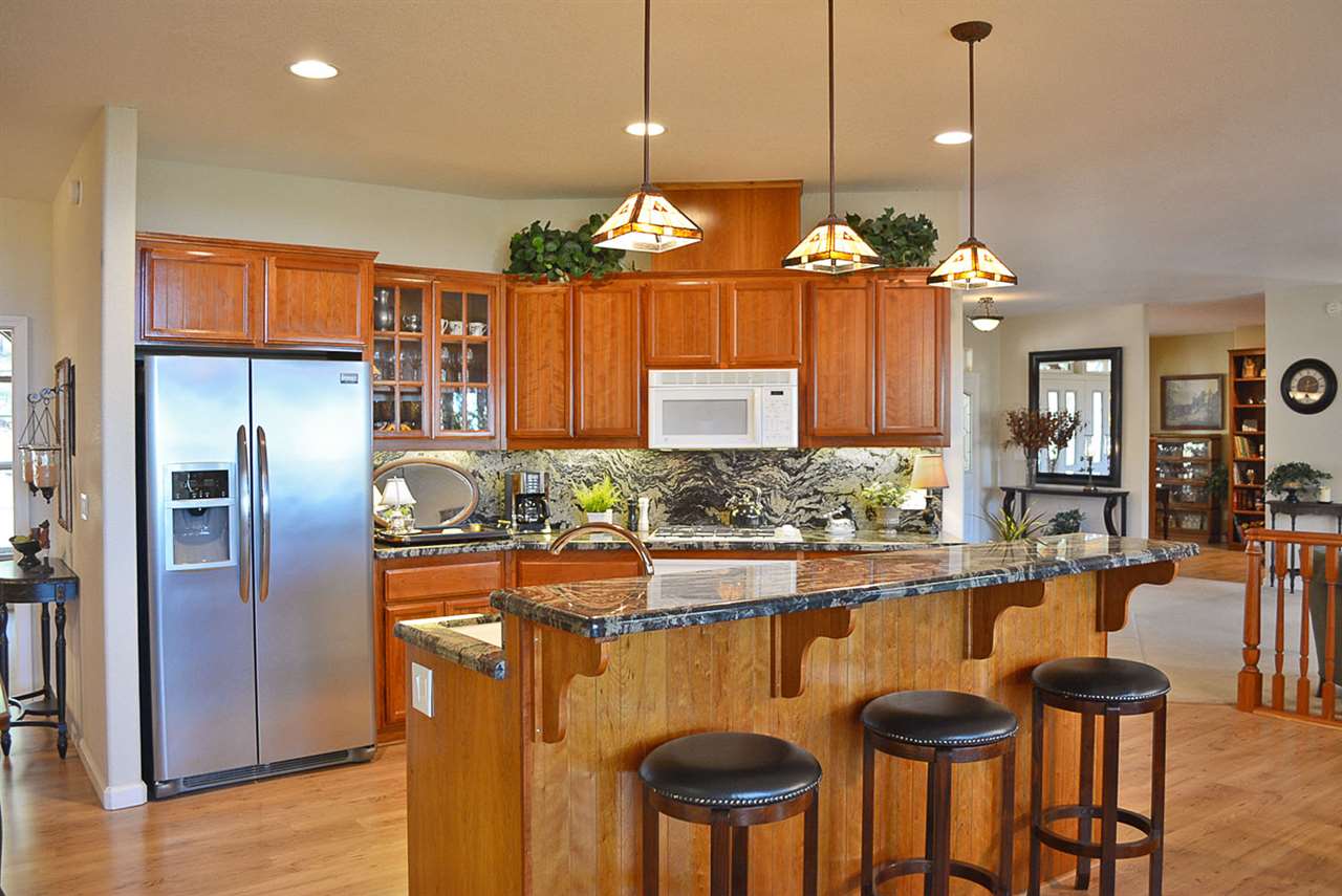 28355 Black Oak Ridge Road Foresthill, CA 95631 - Photo 11 of 21 Kitchen