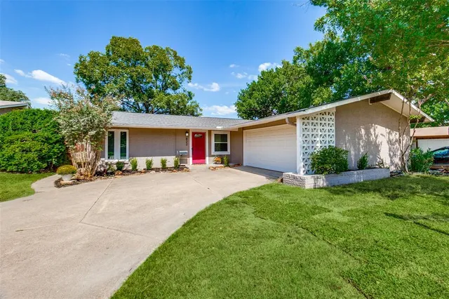 $435,000 | 822 Fontana Avenue, Richardson, TX 75080
