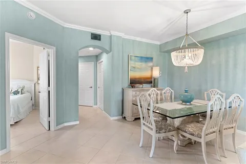 $730,000 | 1595 Winding Oaks Way, Unit 103, Naples, FL 34109