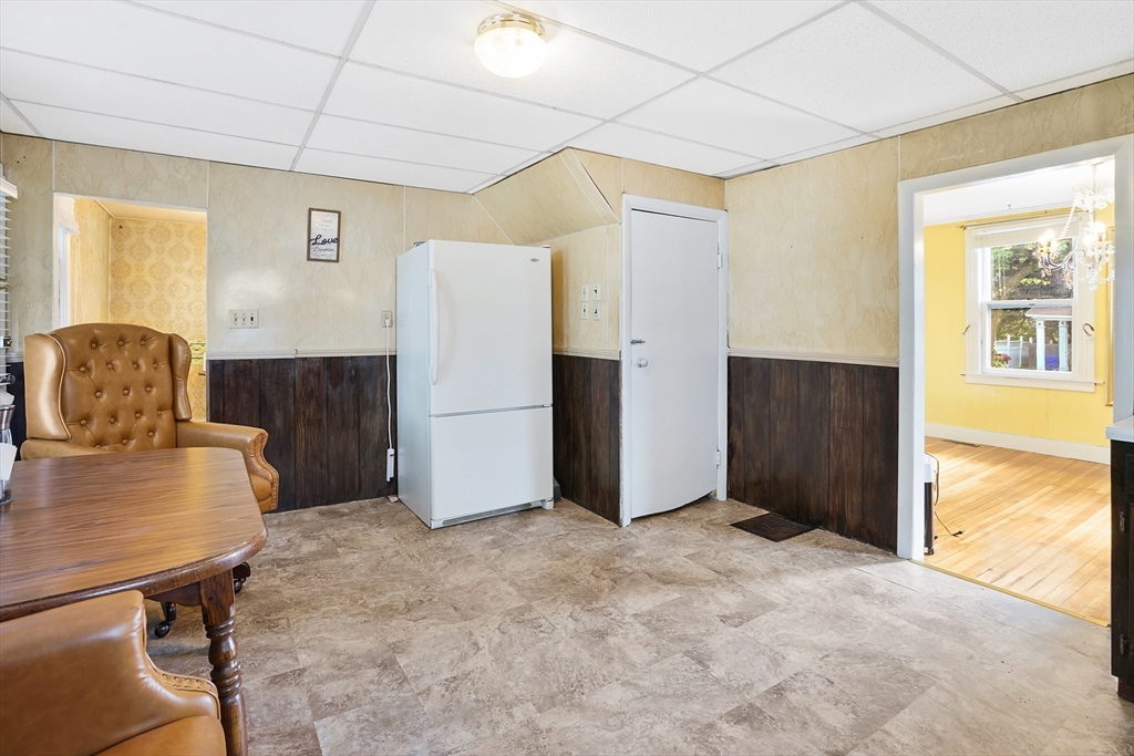 63 Edgewood Street Springfield, MA 01109 - Photo 10 of 29 Gallery Image 10