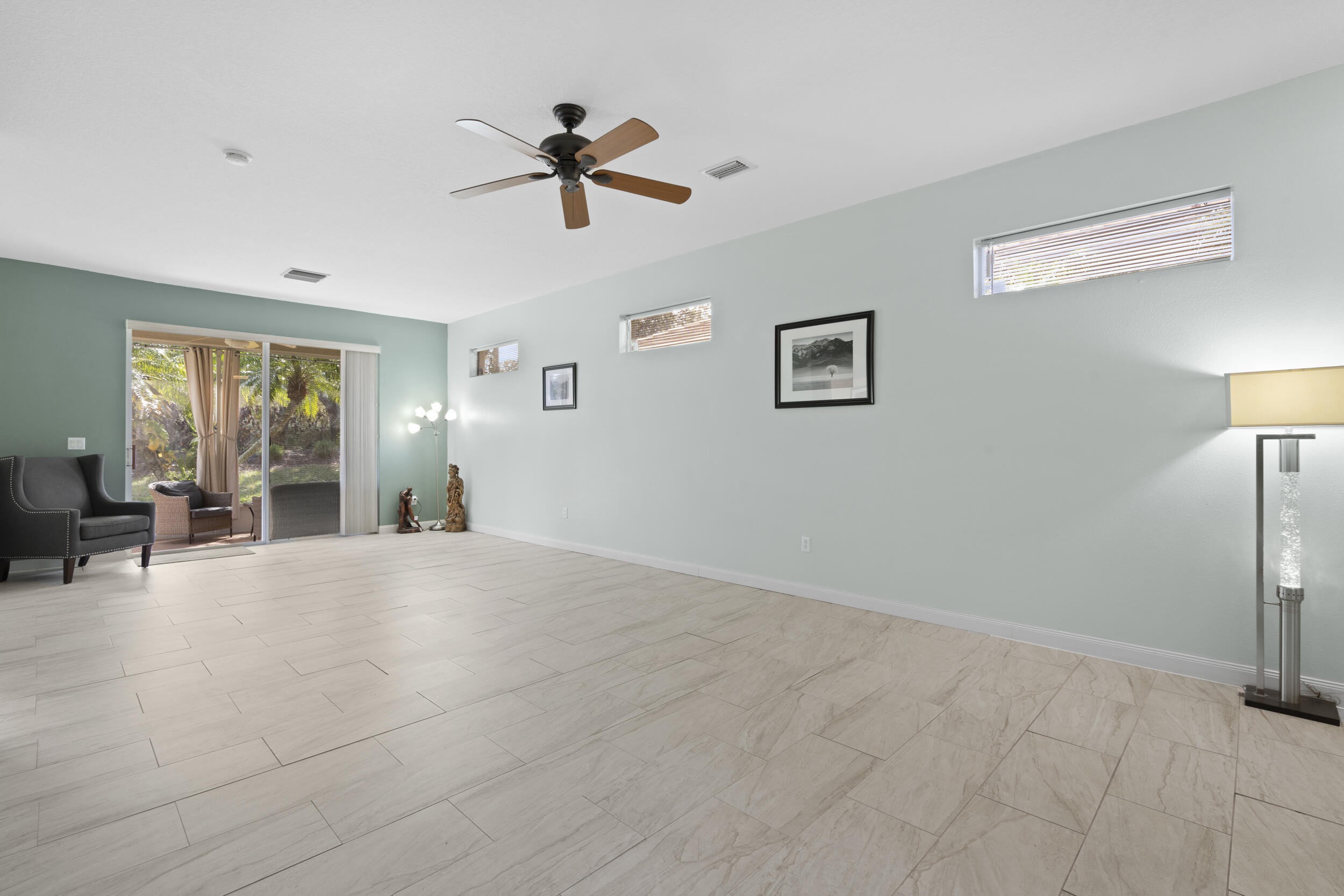 333 Southwest Coconut Key Way Port St. Lucie, FL 34986 - Photo 7 of 52 Living Room